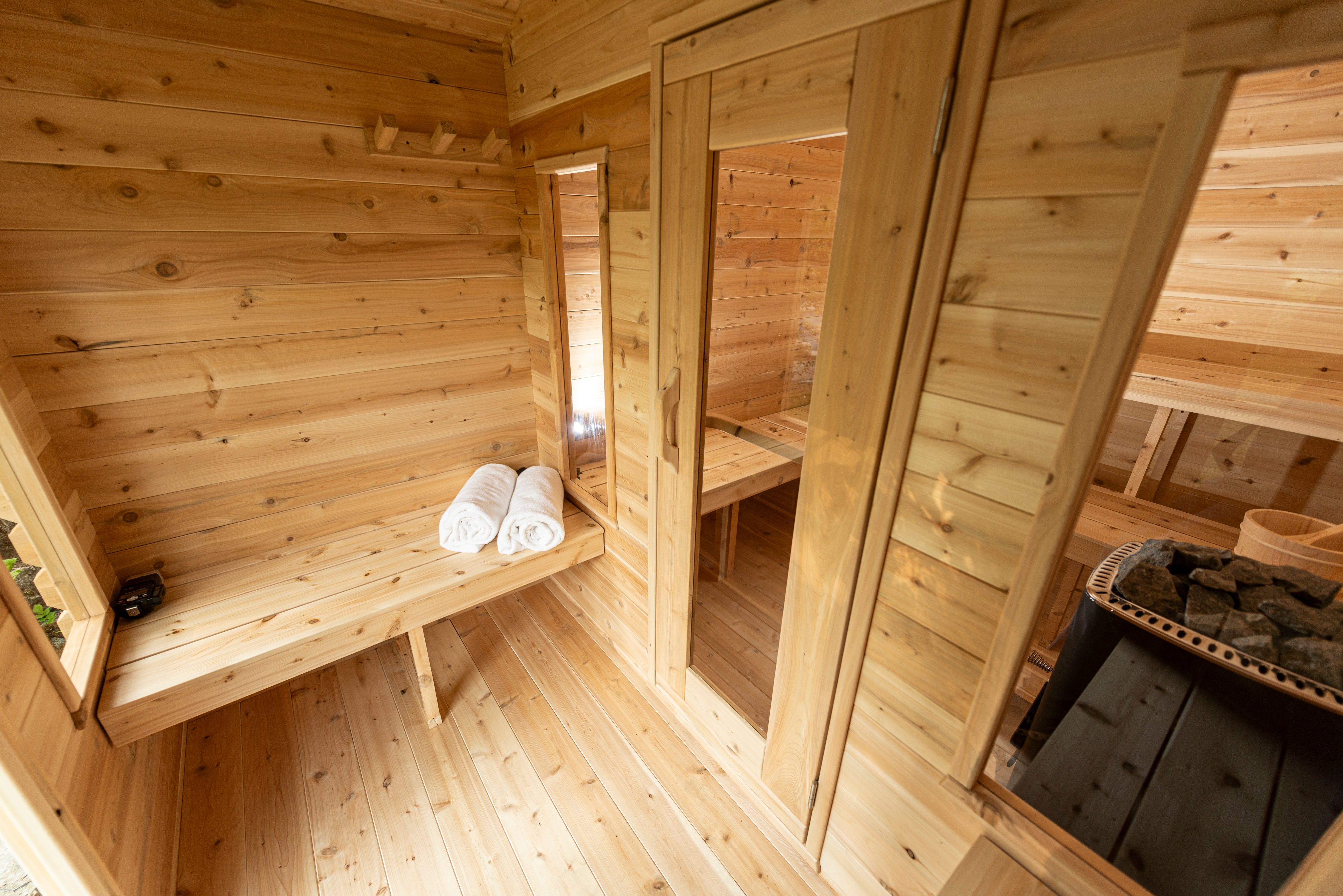 Georgian Cabin Sauna With Changeroom
